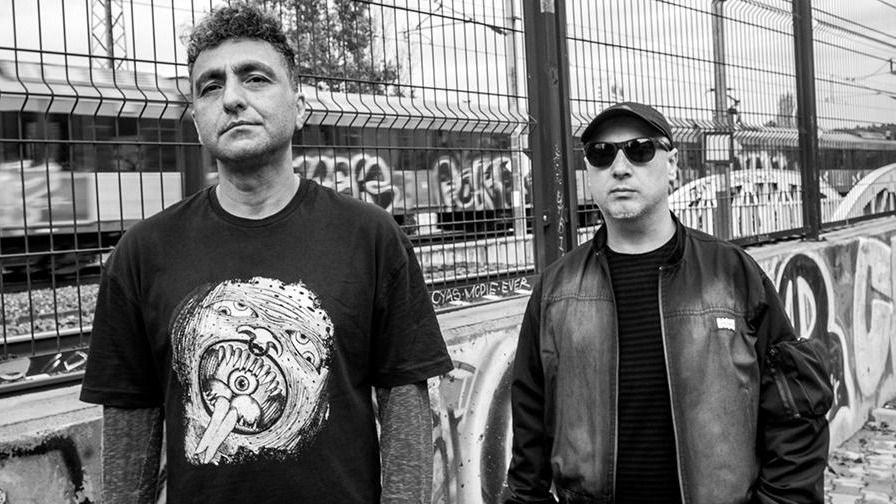 Cemiyette Pişiyorum