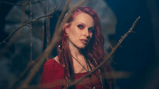 %100 Metal Sunar: Fabienne Erni